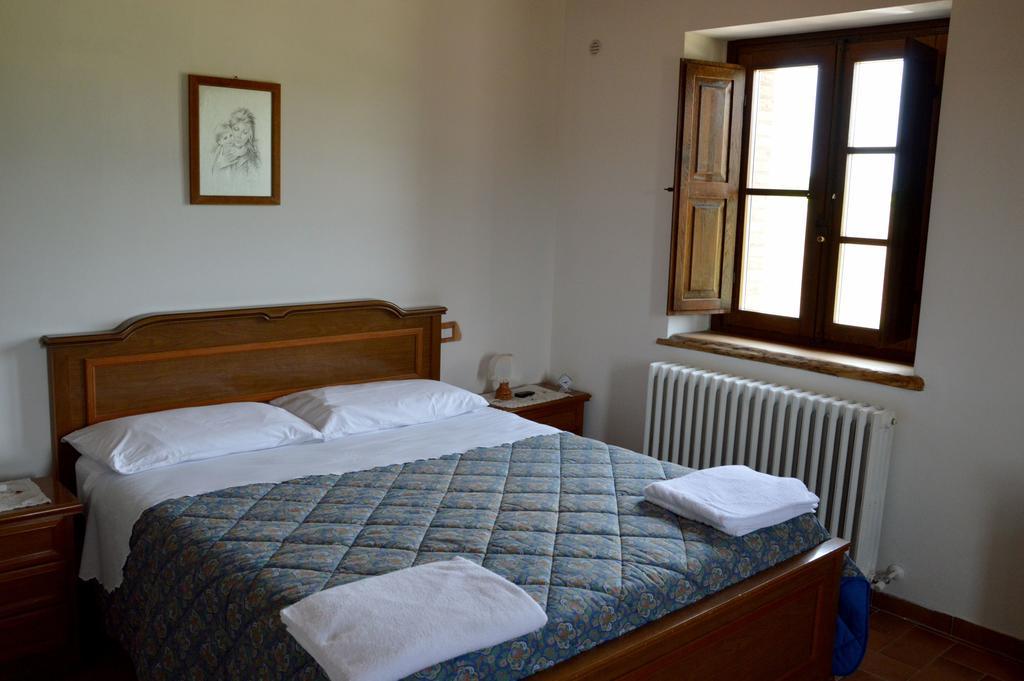 Vila Agriturismo La Collina Massa Martana Pokoj fotografie